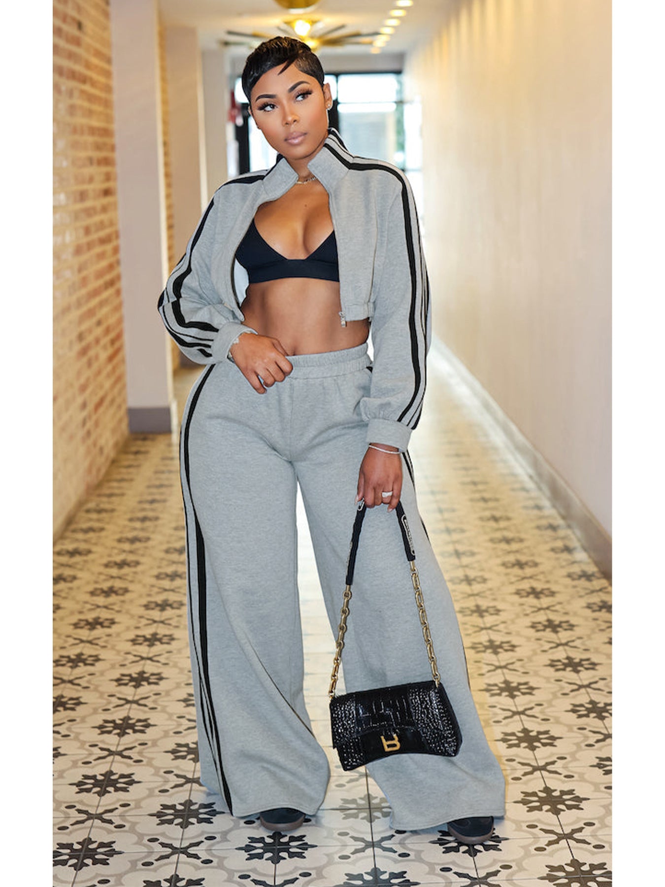 Pull rayé zippé épais – Tenue décontractée